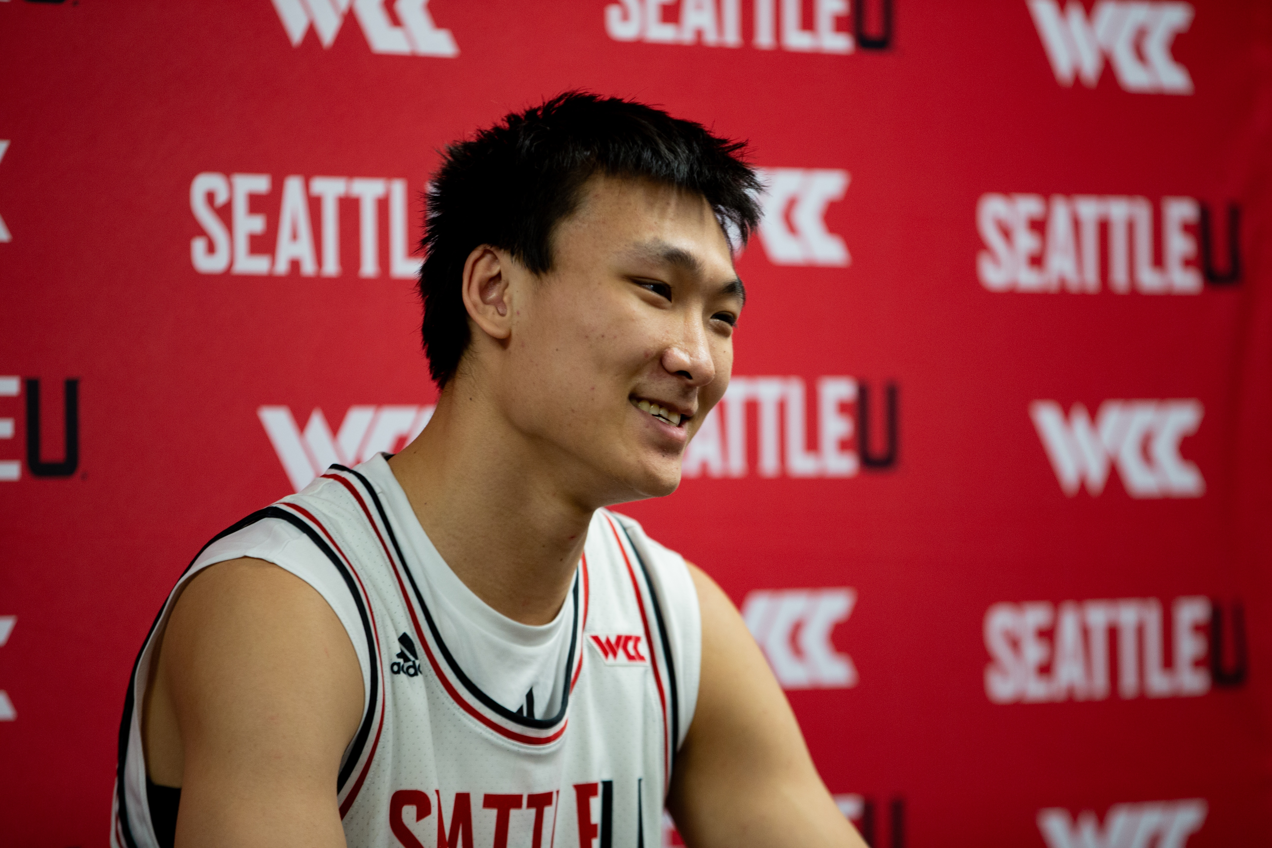 欧冠数据统计-直播吧：淡厚然改变计划启程返回美国延续NCAA生涯 暂时不打CBA！